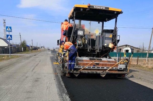 Более 700 км дорог обновят в Тюменской области