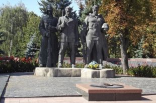 В Виннице вандалы осквернили мемориальный комплекс