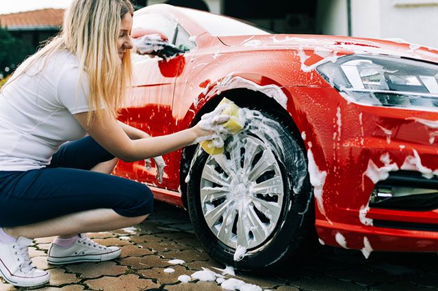 До зеркального блеска. Как правильно мыть машину своими руками? |  Обслуживание | Авто | Аргументы и Факты