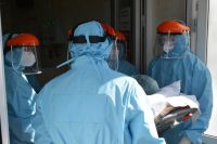 В Харьковской области от пациента с COVID-19 заразились 10 медработников