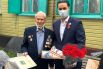В Ставрополе поздравили ветерана, художника и поэта Якова Асберга.