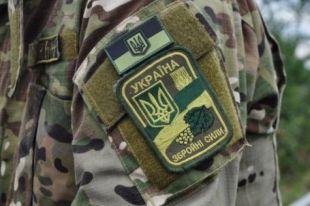 На территории воинской части нашли тело военного с огнестрельным ранением