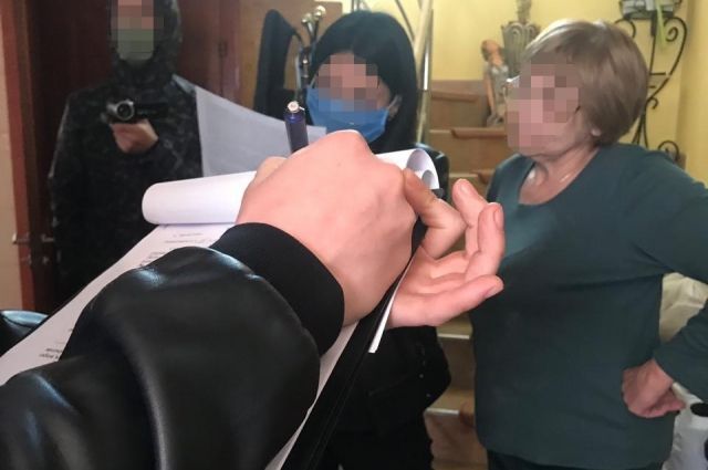 В Закарпатской области пенсионерка продавала наркотики школьникам
