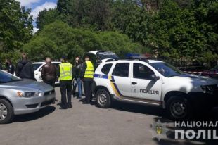 В Киеве возле храма подстрелили человека: подробности
