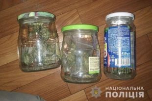 В Кривом Роге полицейский возглавлял группу, сбывавшую амфетамин