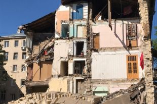 В Одессе обвалилась стена жилого дома