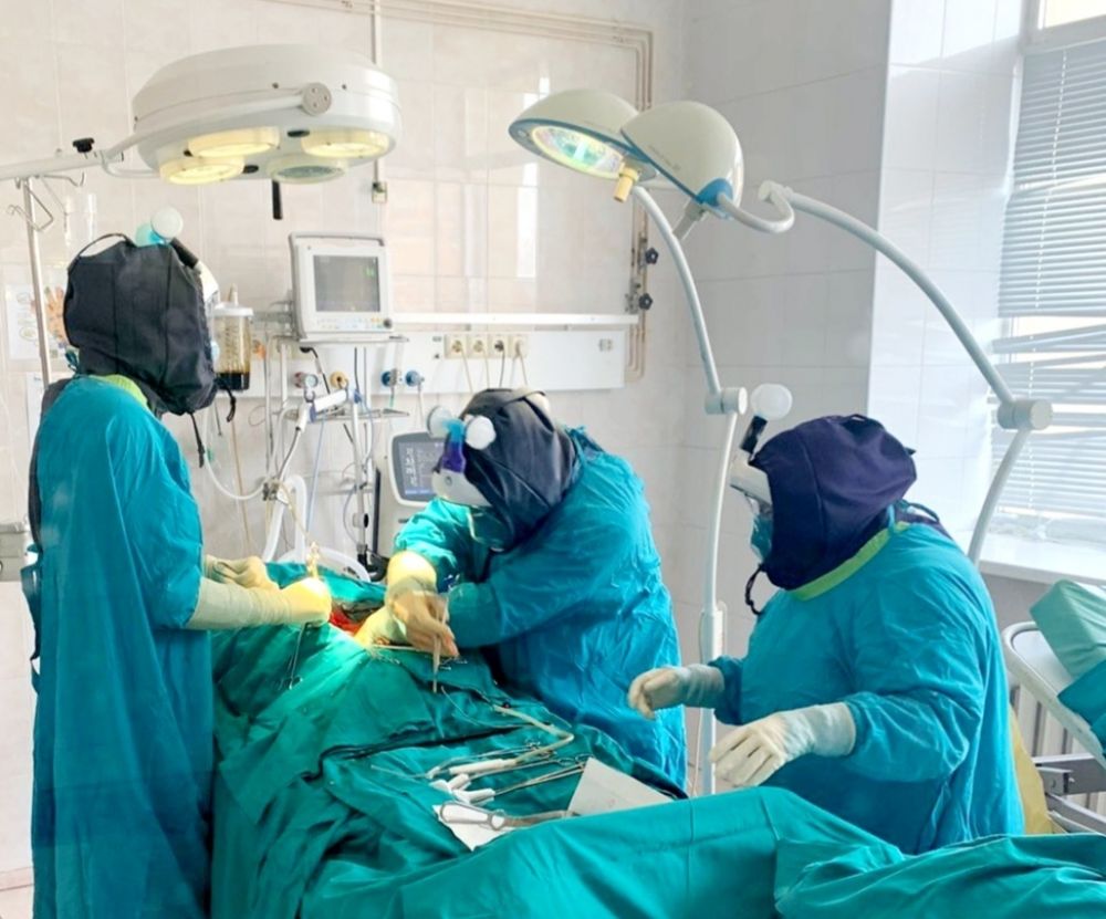Хирурги ОКБ №2 прооперировали пациента, переболевшего COVID-19.