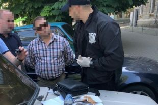В Николаевской области подполковник СБУ брал взятки зерном