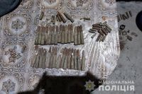 В Черновцах мужчина дома хранил патроны, пули и гранаты