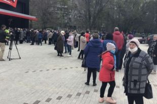 Пять шагов к свободе: как страна выходит из режима самоизоляции