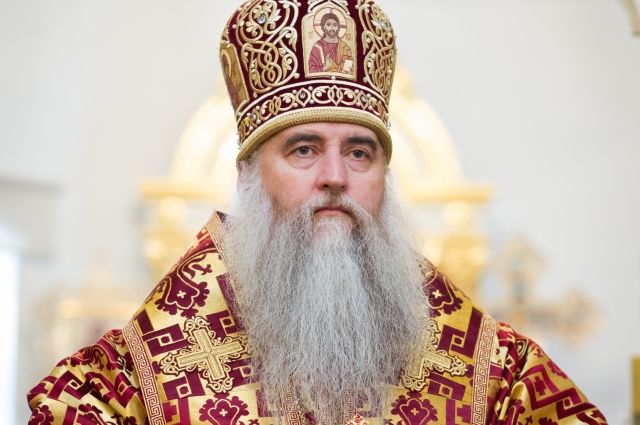 Саратовский митрополит Лонгин извинился за поход на рынок без маски
