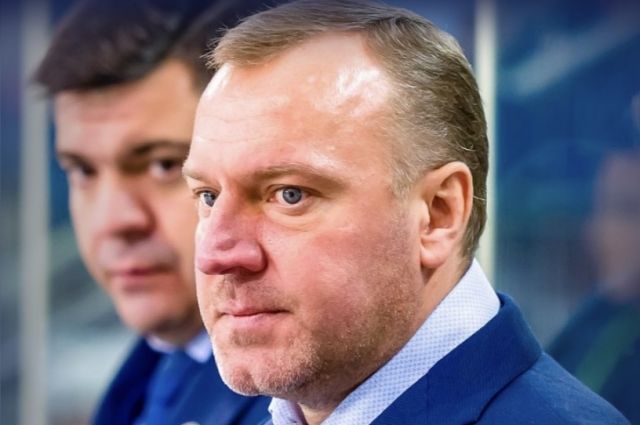 Хоккейная «Югра» продлила контракт с главным тренером