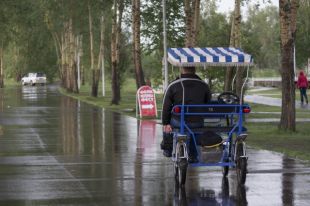 Глава города отмечает, что запрет электроскутеров – не решение проблемы.