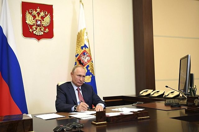Путин провел видеосовещание с главой Брянской области
