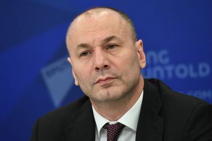 Временно исполняющий обязанности руководителя Федеральной службы по надзору в сфере образования и науки Анзор Музаев.