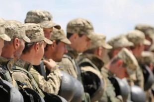 Юноши 18-19 лет будут призываться в армию по их желанию, - Генштаб