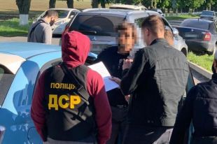 В Киевской области заммэра Борисполя поймали на взятке в 3 квартиры