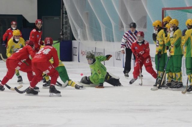 Красноярск имеет опыт в проведении первенства мира по хоккею с мячом среди юниоров и матчей Студенческих игр.