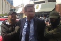 Правоохранители поймали на взятке чиновника Минобразования
