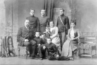 Н.П. Полянский с семьёй.
