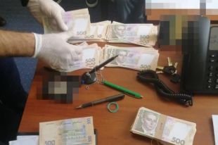 В Киеве проректора столичного вуза поймали на взятке в 224 тыс. гривен