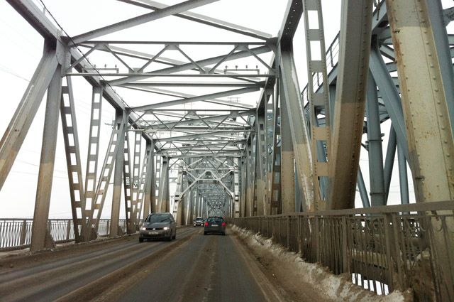 На Императорском мосту в Ульяновске на пять ночей введут реверсное движение