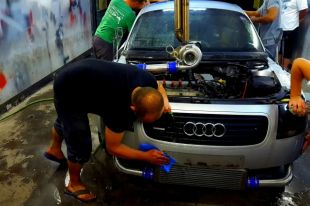 Тюменцам напомнили правила ремонта автомобиля в гараже