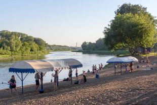 В Оренбуржье большая часть пляжей еще закрыта.