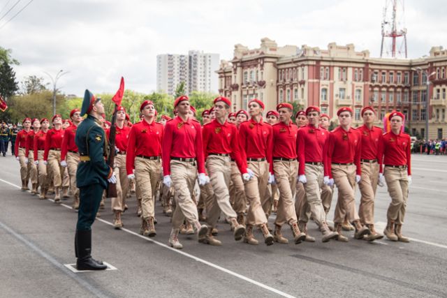 Изменилось время ограничений движения из-за репетиций парада в Ростове