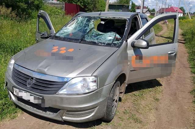 Такси, на котором пьяный водитель сбил подростков в Иглино.