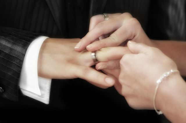 В Оренбурге за время самоизоляции зарегистрировано 498 браков
