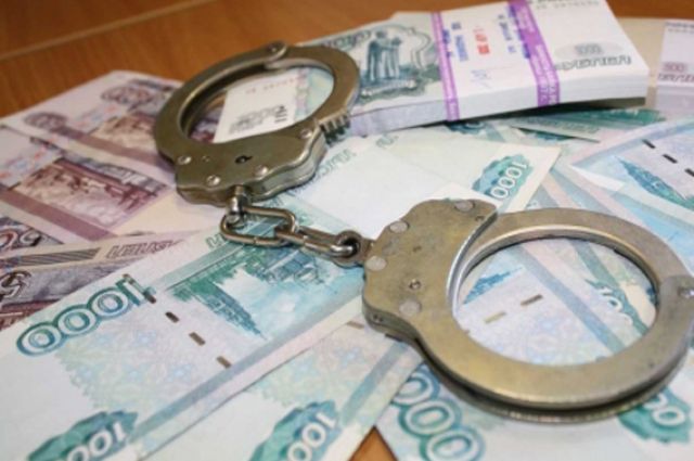 В Брянской области заведующую магазином осудят за присвоение 2 млн рублей