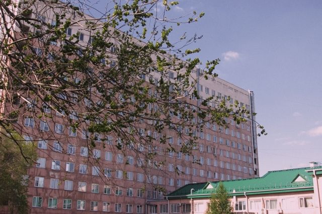 В Омске отделение горбольницы №1 закрыли на карантин по COVID-19