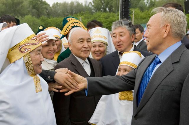 Нурсултану Назарбаеву удалось закрыть секретный ядерный полигон под Семипалатинском.
