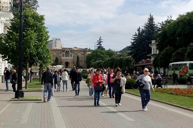 Кисловодск, Домбай и Архыз вошли в топ-10 мест для отдыха пап с детьми