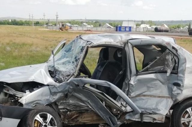 В Сорочинском ГО в дорожно-транспортном происшествии погибли две женщины и пострадали несовершеннолетние пассажиры.
