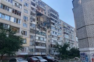 В Киеве произошел взрыв газа в многоэтажке: разрушено 4 этажа