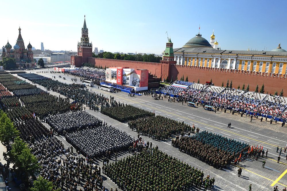 Военный парад в честь 75-летия Победы на Красной площади.