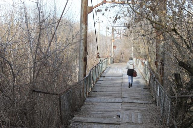 В Порхове обновят старый пешеходный мост