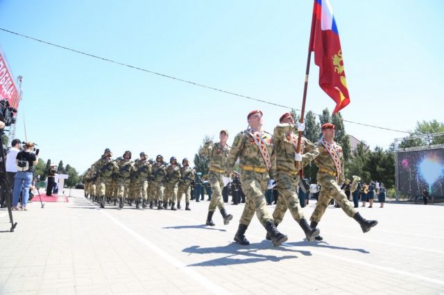 Парад Победы в Каспийске