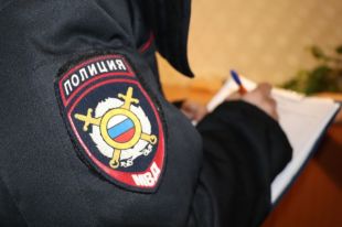 Очевидцы в соцсетях пишут, что он стреляет во дворе не в первые.