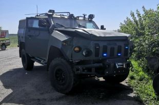 В Харьковской области произошло ДТП с участием военных авто без номеров