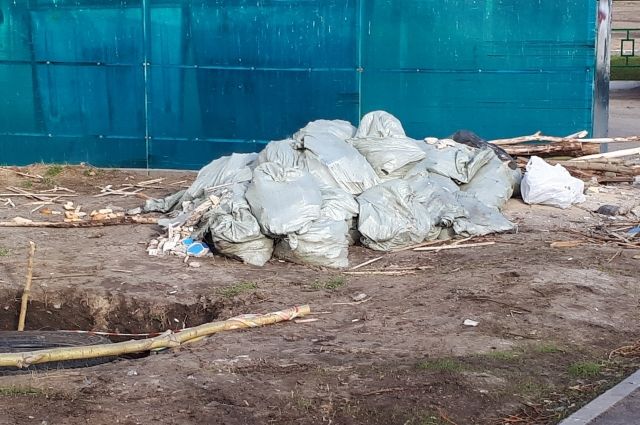 В Салехарде очистят берег Полуя от строительного мусора