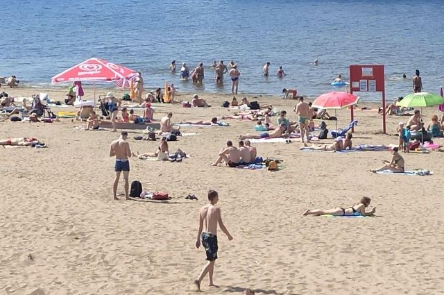 Жители региона открыли пляжный сезон на Волге