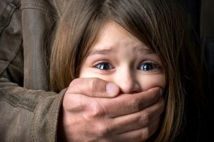 В Херсоне мужчина спас свою 11-летнюю дочь от насильника