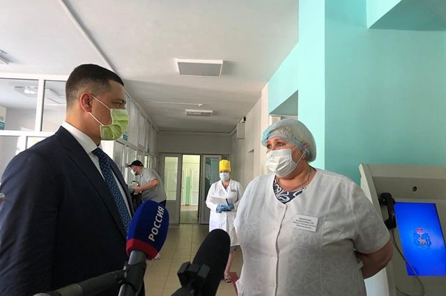 Главного врача великолукской больницы уволили по инициативе работодателя