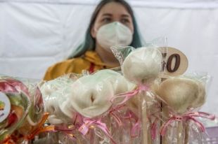На ярмарках тюменцам предлагают продукцию местных производителей