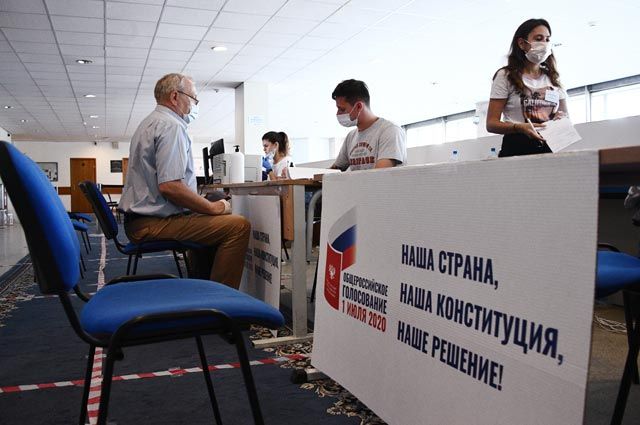 В Югре избиратели активно идут на участки для голосования
