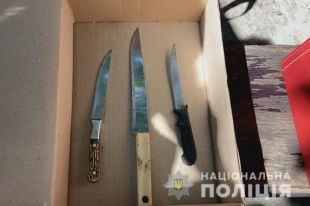 В Одессе ревнивица пырнула подругу ножом