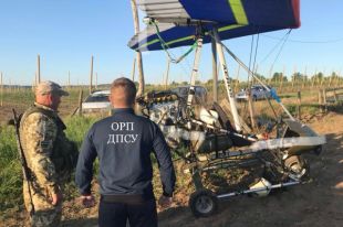 На границе с Румынией поймали контрабандиста на мотодельтаплане